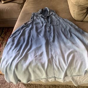 Chelsea and Theodore Acid wash Jean sleeveless dress with pockets